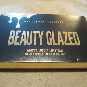 Grils face accesories